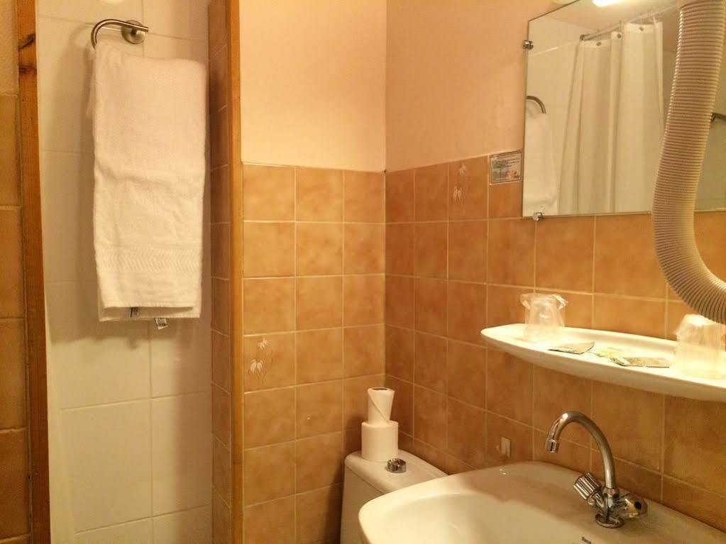 Hotel Gloria Гренобль Экстерьер фото